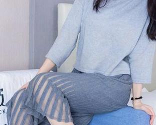 BoBoSocks袜啵啵 – 白棉袜，这种东西居然能被奶油拍得如此绝妙，图片中的小细节让人想多了好多。