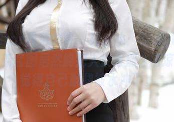 MFStar模范学院 – 死库水：SiByl李思宁最新套图居然能把人变得那么清凉！我觉得自己脑袋被水冲了。