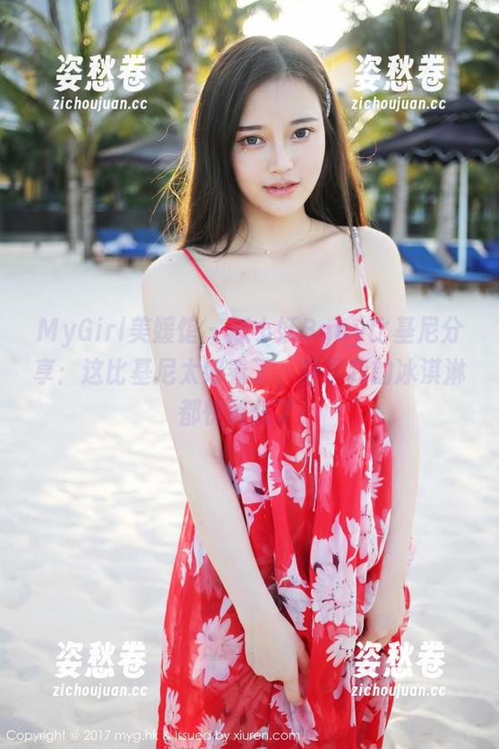 MyGirl美媛馆 - 狐小妖Baby比基尼分享：这比基尼太好看了，甚至我的冰淇淋都快融化了！