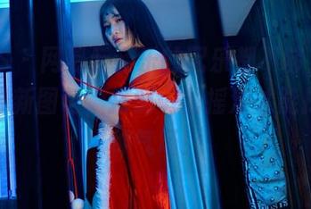 PANS – 网易云音乐的配乐都不够，妮妮短裤最新图包，搭配一曲摇滚才能撑住这种气场！