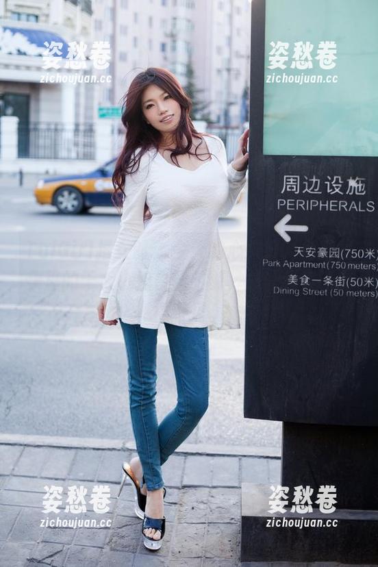TuiGirl推女郎-于大小姐 TuiGirl推女郎 - 今天的心头好,免费图集里的于大小姐白丝时刻,总让我表情变得奇怪。