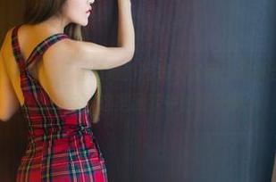 TuiGirl推女郎 – 王馨瑶与她的短裤大冒险：写真合集来啦，偷偷说一句，这是我梦中的夏天啊。