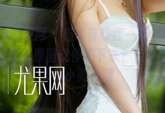 UGirls尤果网 – 有木有和我一样，看到李唯一的蕾丝原图就停不下来？合集中还有不少小亮点哦。
