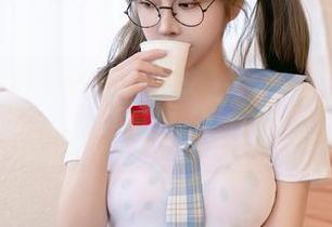 XINGYAN星颜社 – 看唐思琪用牛仔裤证明：更新也是一种态度！