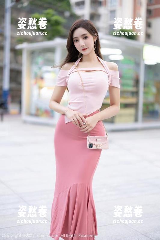 Xiuren秀人网 - Candy糖糖，她这套甜心写真真挺大胆的，我应该给予点赞吗？