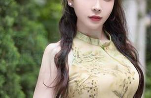 Xiuren秀人网 – 当卓君Jeanes的全套礼服变成我的选美现场！