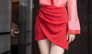 Xiuren秀人网 – 在卓芷伊EricA的私拍和服合集里，时光的影子似乎在悄悄流转。