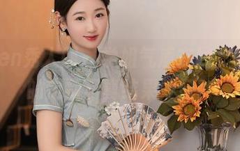 Xiuren秀人网 – 学姐气质在线，薇薇酱的定制写真结果如何？