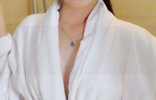pans – 折折的网袜实验：高清图册，轻松探讨那点小暧昧……