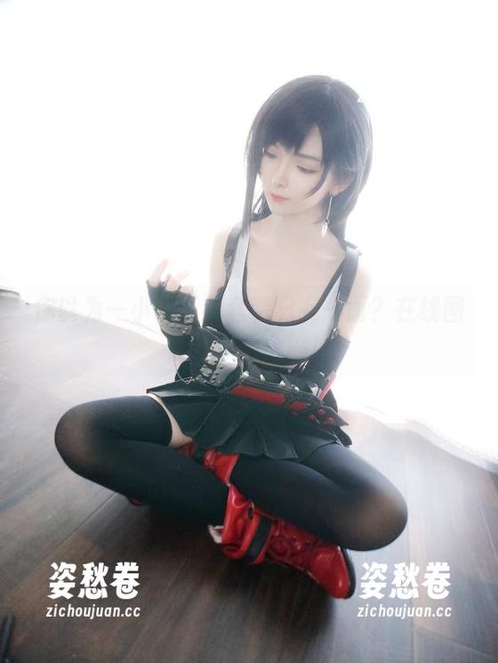 你以为一小央泽的套装只有一面？在线图集帮你看个够！
