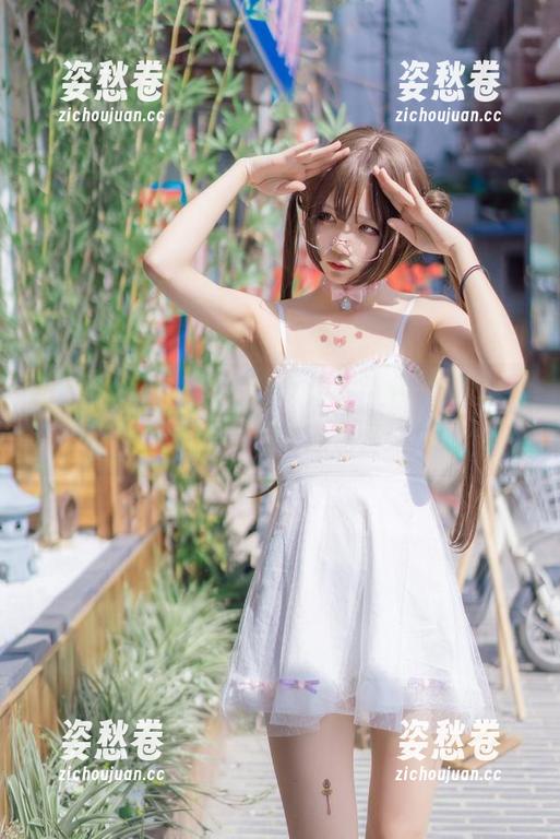 五更百鬼“伪装”成女仆，带你看她的cos图包，纸箱快递免费送！