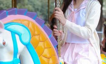 这里有兔女郎、女仆装和睡衣，兔玩映画美图更新，好奇宝宝们快看过来呀！