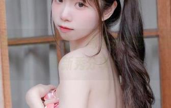 电车上那位女高中生，原来是可可小白兔的写真新秀分享！