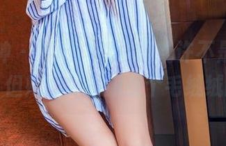头条女神 – 看呐，刘雨露或许不是体操冠军，但她的体操服是个毛绒绒的梦