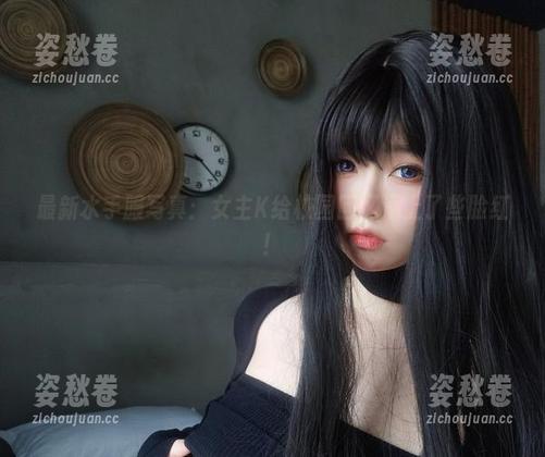 最新水手服写真：女主K给校园回忆添上了些脸红！