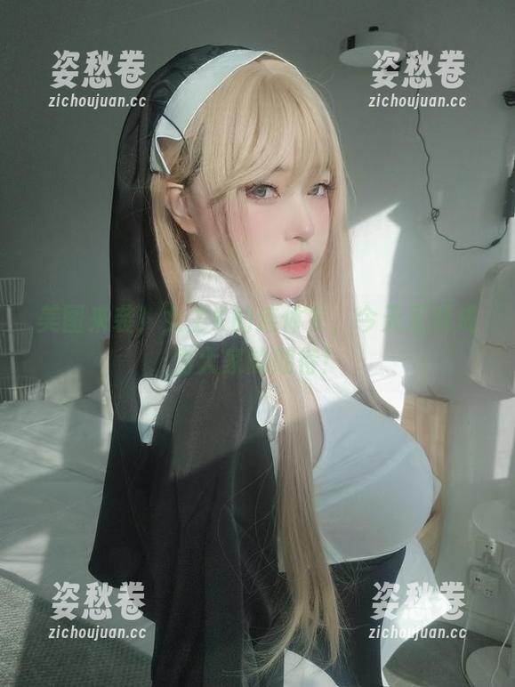 美图来袭！女主K的连体衣，今天又要成为大家的期待！