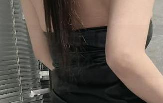 微密圈 – 奶雯和她的黑色“老司机”写真秀！原图不乏味～