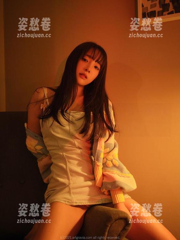 校园里的姜仁卿(강인경)：她让每一张图片都透露着一丝不安分的灵魂