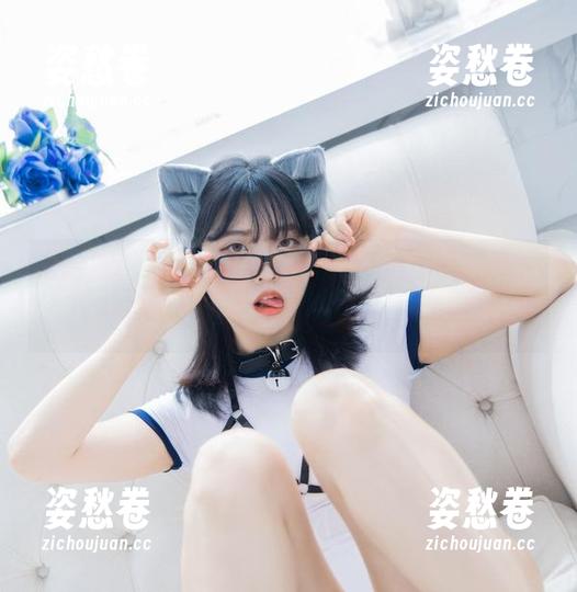 宋哈娜(송하나)这次的裸足合集，一定给你一种‘我只在家穿袜子’的错觉