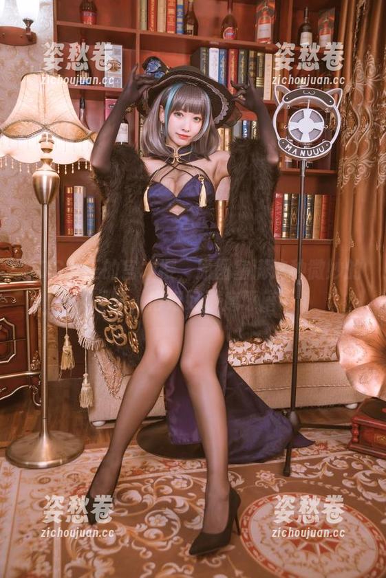 COS女王的宫本樱，原图塞满这种微妙的暧昧，得好好琢磨琢磨…