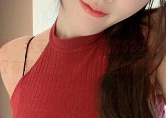 微密圈 – 小玉吃果冻给你的520献礼，不仅有写真，还有心和意的门道。