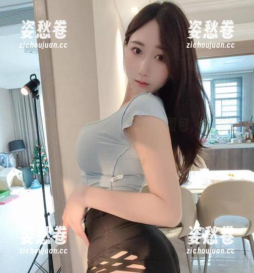 微密圈 - 小玉吃果冻的秘书图包，让你渐渐停不下来…