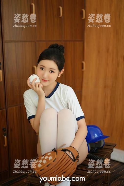 尤蜜荟 - 一眼看到YOYO优优这条连衣裙，立刻脑补了好多剧情，下载美图？没二话！