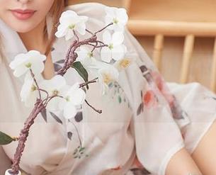 尤蜜荟 – 美图逐渐狡黠，周波儿的野性档案