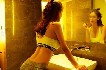 推女神 – 罗婉莹的水手服写真，咱家的壁纸真有态度