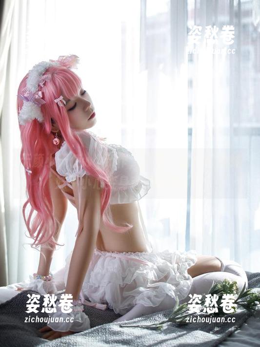 无颜小天使wy新作，照片一出，吉他妹妹不小心变身吉他娃娃了？