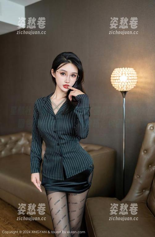 星颜社 - 看王俪丁呀的比基尼写真，翻开图包是一种奇怪的期待感，你懂的。