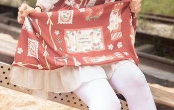 梦丝女神 – 在宁夏泳池里找到的这些高清作品，分享一下与众不同的快乐！