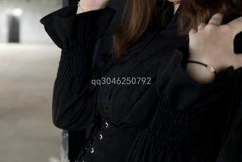 梦丝女神 – 私房秀：花月舞与牛仔裤的调皮搭档
