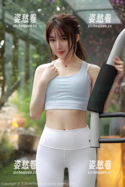 模范学院 - 在无圣光的陪衬下，Sugar梁莹的作品与美足编织了多少话题？