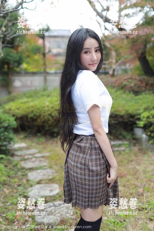 模范学院 - 精选校服美图，慕羽茜怎样又把那种青涩气息抓住了？