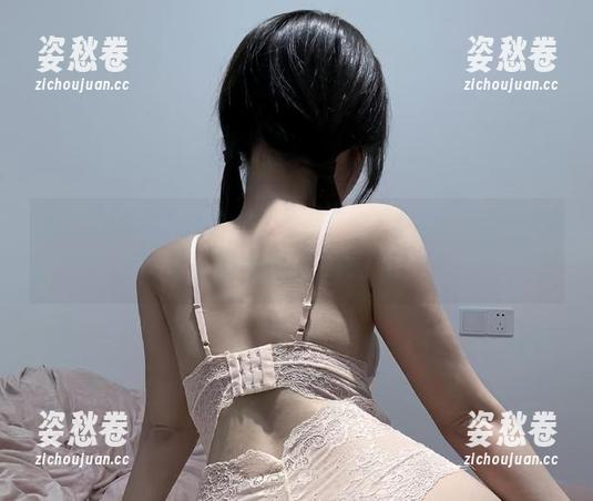 微密圈 - 原图趣味：火龙果羊的死库水，意外的和谐，果果也太讲究了吧！