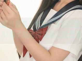 饶是我面对爆机少女喵小吉的原图也忍不住了，AI兔子的构图总是让我想着别的。