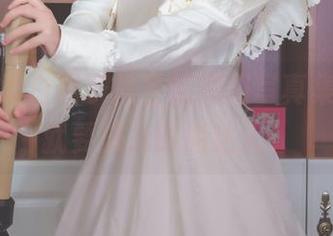 即刻下载白易子教主的和服写真集，今天就要成为时尚达人！
