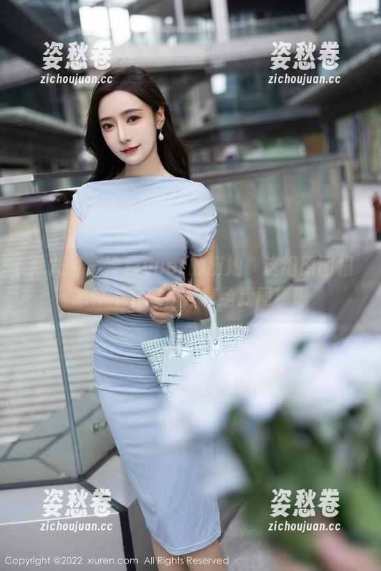 秀人网-冷月yuer 秀人网 - 冷月yuer的厨娘,这组原图根本停不下来,分享给我同事吧