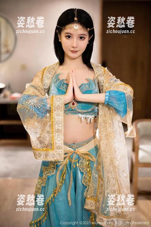 秀人网-双笙Alina 秀人网 - 纯白,双笙Alina的图集似乎预示着…哦,那只衬衫去哪儿了?