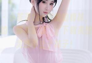 秀人网 – 小茶茶tea和她的棉袜，以前一直是我的“脚本英雄”，下载美图，给你灵感不止于袜子！