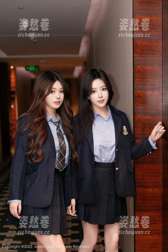 秀人网 - 精选图片：林文文的少女装扮，简直就是青涩翻倍！