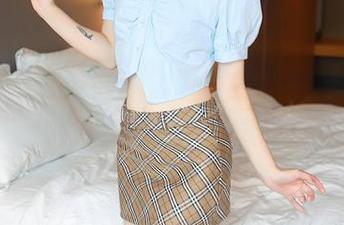 秀人网 – 我敢打赌，田小燕Vicky的私房JK图片看了让你不自觉咽口水。