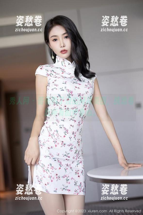秀人网 - 蕾蕾醒了没的网袜美图，挑逗着我所有的好奇心。