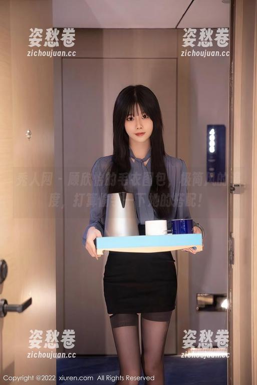 秀人网-顾欣怡 秀人网 - 顾欣怡的毛衣图包,极简风的温度,打算偷学一下她的搭配!