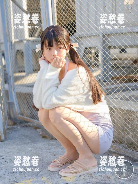 稚乖画册 - 别眨眼，赤西夜夜私房原图——麻衣学姐的眼神杀