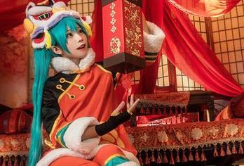 看绮太郎如何用摄影让路人惠在高清照片中超越‘路过’的定义！