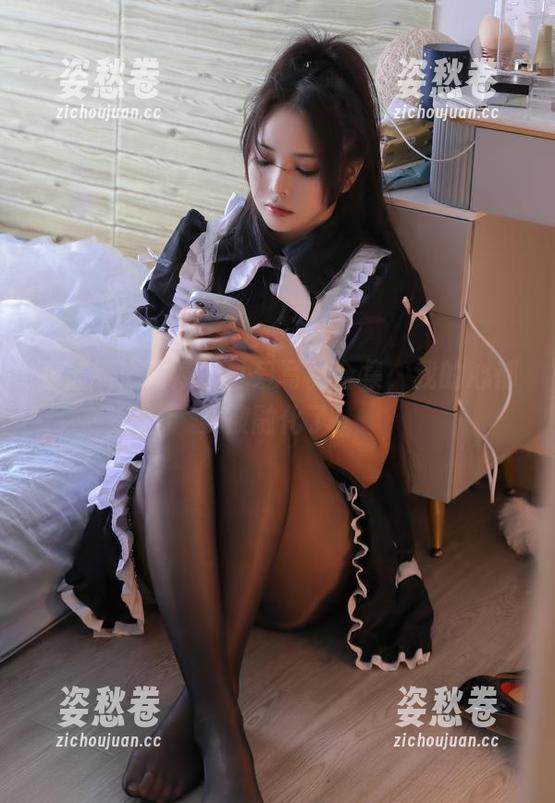 看苏嫣嫣阿姨的可爱写真合集，我的心都要被融化了！