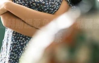 蠢沫沫的赫斯提亚兔女郎：私藏壁纸的隐秘花絮