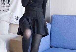 袜啵啵 – 甜甜圈的美足图片，足够让人浮想联翩！